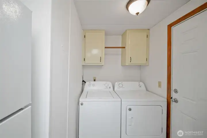 Laundry area to back door. Laundry area to back door.