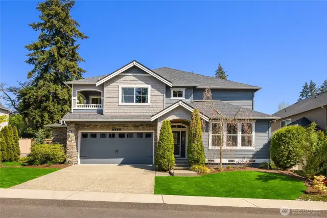 Welcome home to 642 Ashbury Court on Bainbridge Island.