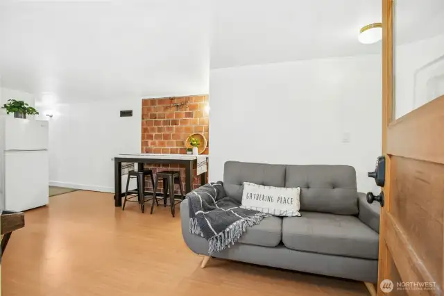 Room for a little sitting area & a TV.