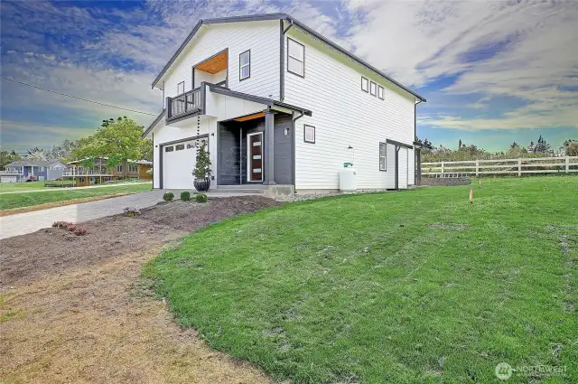 Just finished; Luxury Home Loaded with Custom Touches on North Camano Island Minutes from Town~