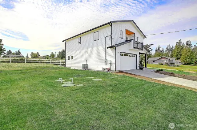 Spacious Yard w/ No Rules; Garden, Fence, or Keep Open~