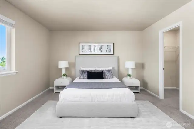 Large owners suite, with endless possibilities!