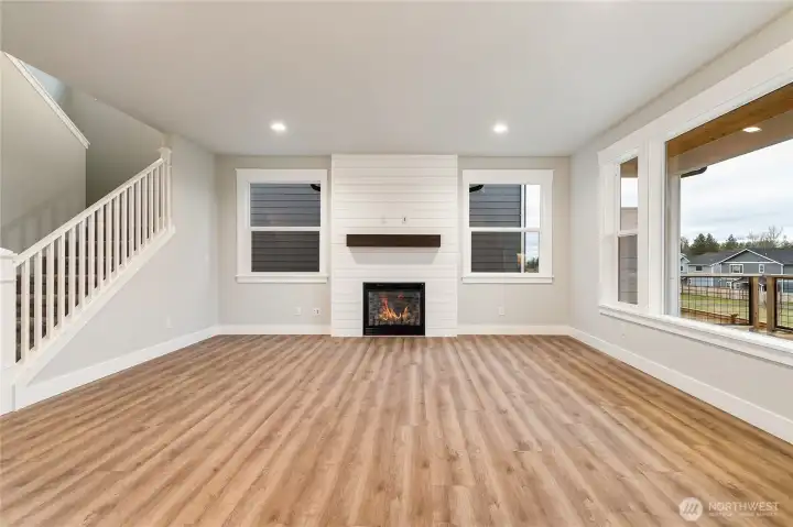 Living room - Fireplace