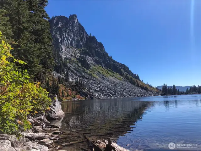 Nearby PCT Trail and Lake Valhalla