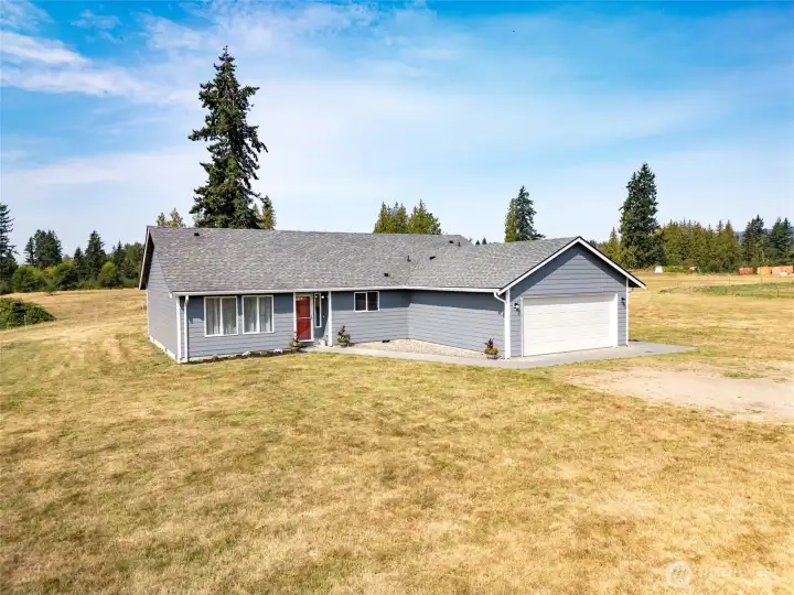 Amazing location just minutes from town and amenities.