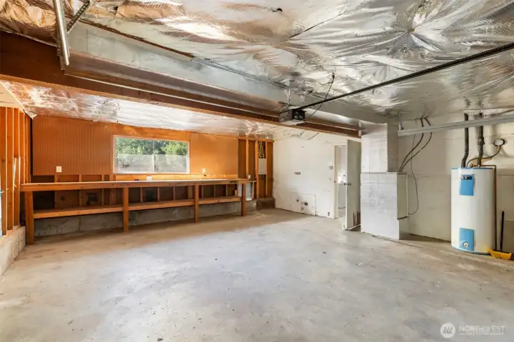 Large deep garage