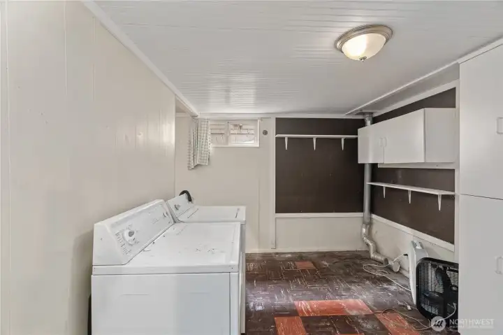 Laundry room in lower level
