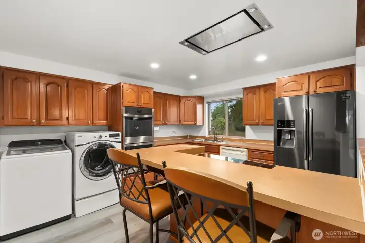 Very nice washer/dryer stay with home.