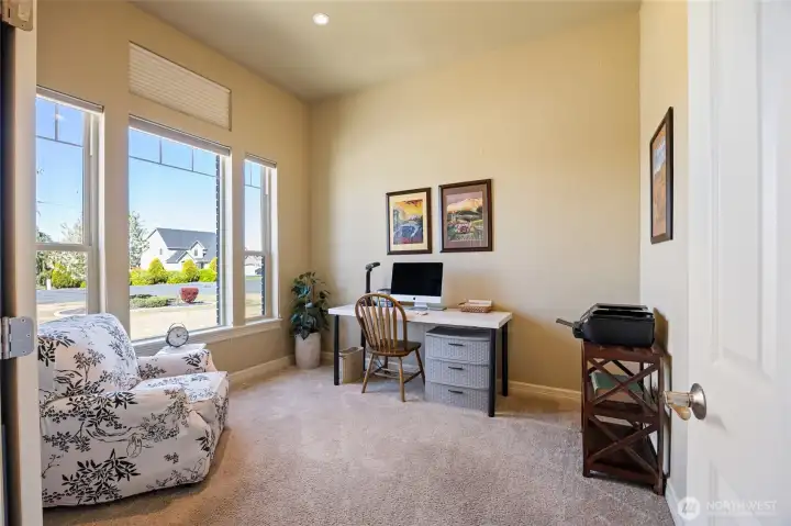 Front Bedroom/Office