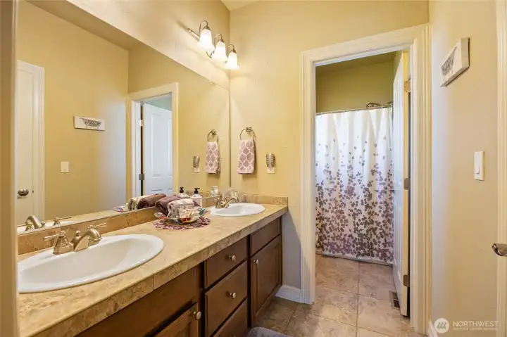 Jack & Jill Bathroom