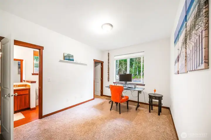 Second bedroom with own bathroom and walk-in closet.
