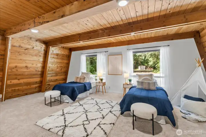 2nd primary bedroom with private bath, also on the main floor