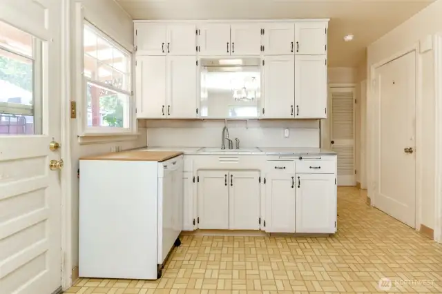 Kitchen with charming touches -