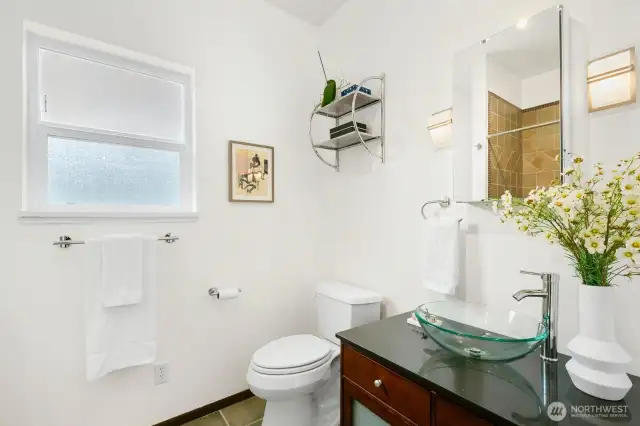 Updated En-suite Bathroom.