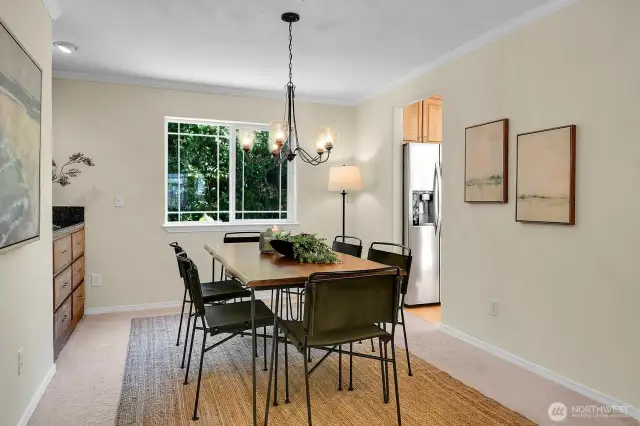 Formal dining adjacent to the kitchen keep the easy-living theme going. This home is built for dinner parties!