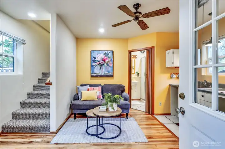 ADU: Efficient main floor with living/kitchen & bathroom