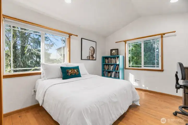 Upstairs Room - Virtually Staged as a bedroom. With closet.