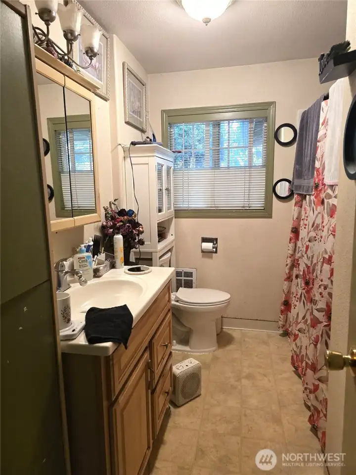 Full bathroom