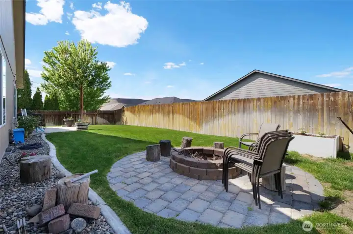 This will soon become one of your favorite places to gather your thoughts, gather people, and enjoy roasted marshmallows and hot dogs with the fine folks in your sphere of influence!