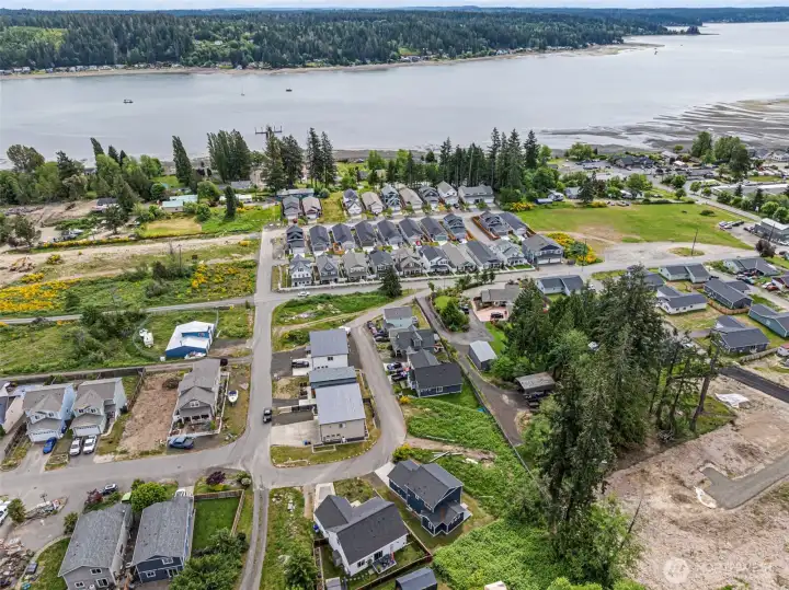 walking distance to enjoy the waterfront