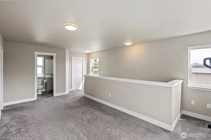 another living room upstairs!!!