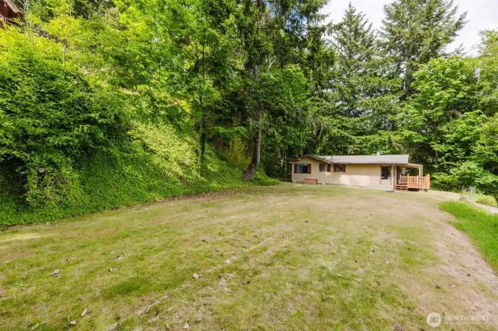 Vacant lot (Lot 21) Vacant lot (Lot 21)