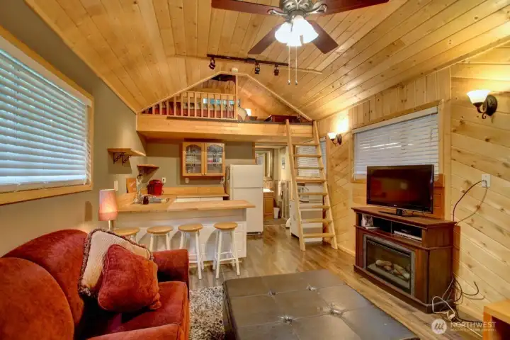 Multi flex area decked out with all the necessities plus more!