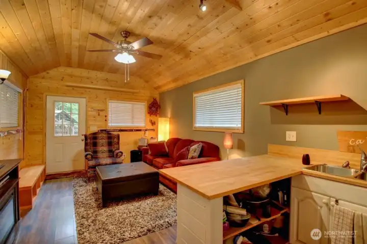 Cozy area with a very well done interior