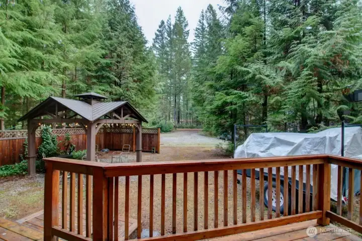 So many areas to enjoy on this perfect property in Paradise Lakes Country Club