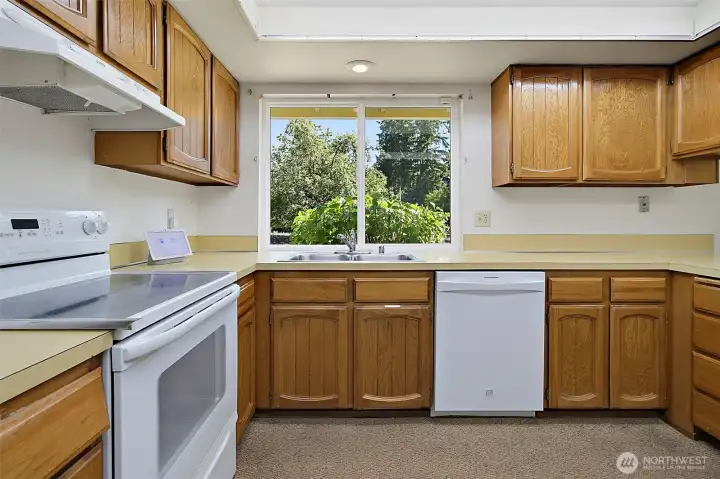All appliances stay with home.