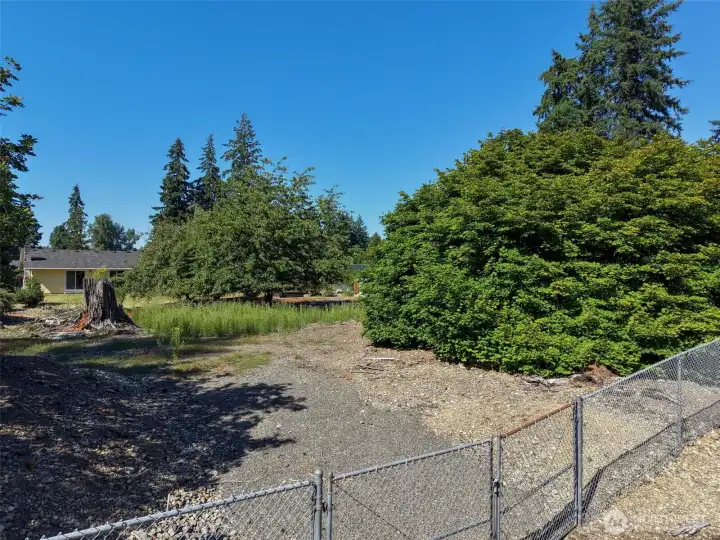 Gate access to back lot.