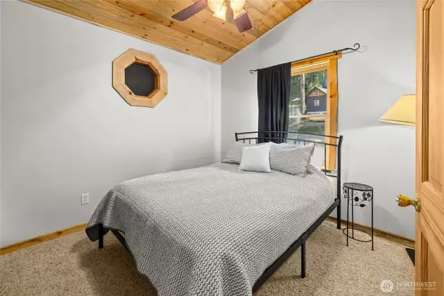 Upper Level bedroom