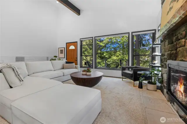 Vaulted ceilings in Living room.