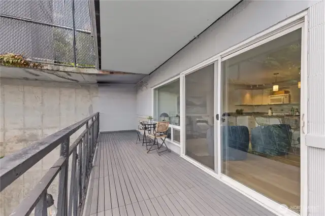 Thinking of hosting a party? This home is soirée-ready, with ample indoor-outdoor space that’s perfect for gatherings—whether it’s an intimate dinner or a lively celebration on the deck with water views as your backdrop.