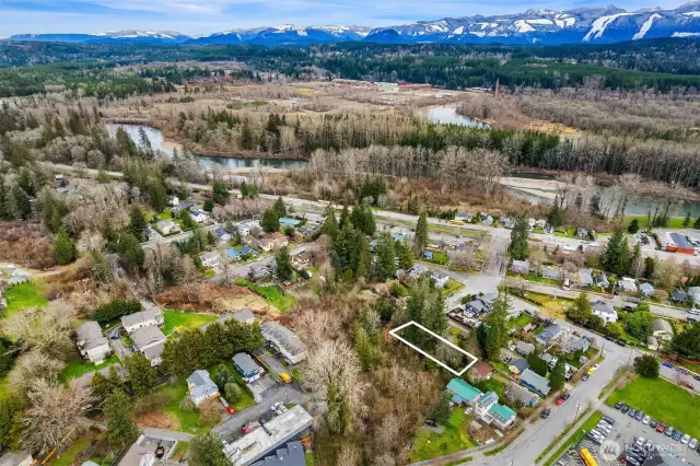 Lot directly behind 38362 Cedar