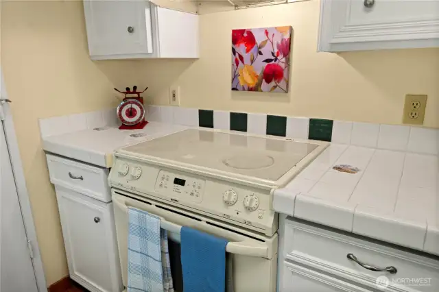 Plenty of counter and cabinet space in this kitchen.