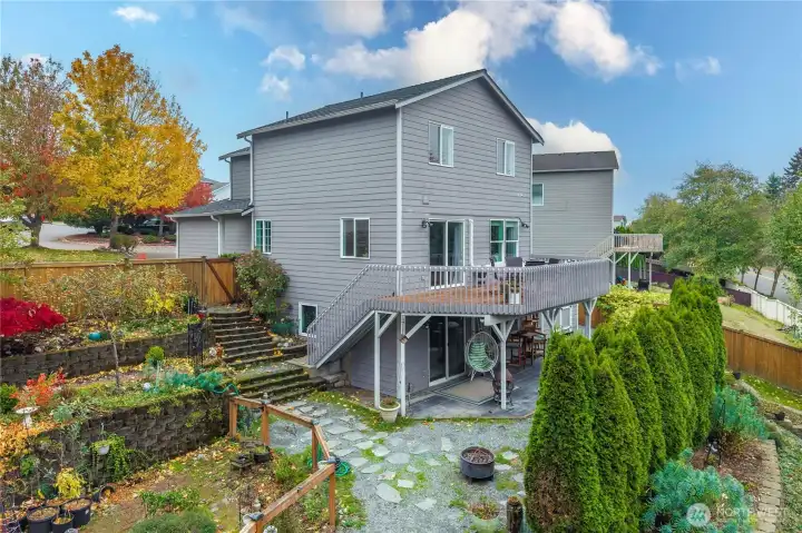 Impressive backyard oasis awaits!