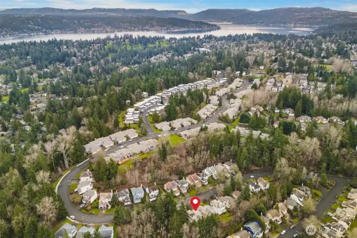 Close proximity to waterfront!