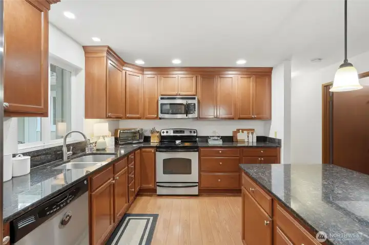 Slab Granite Counter Tops