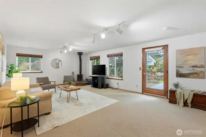 Spacious Family Room