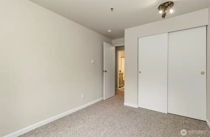 Guest room #1