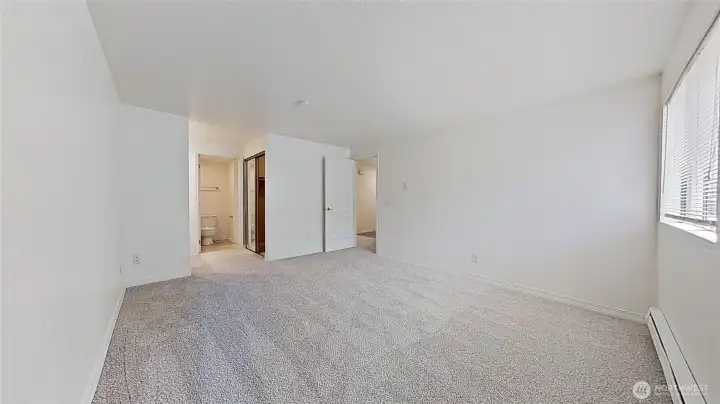 Primary bedroom no staging