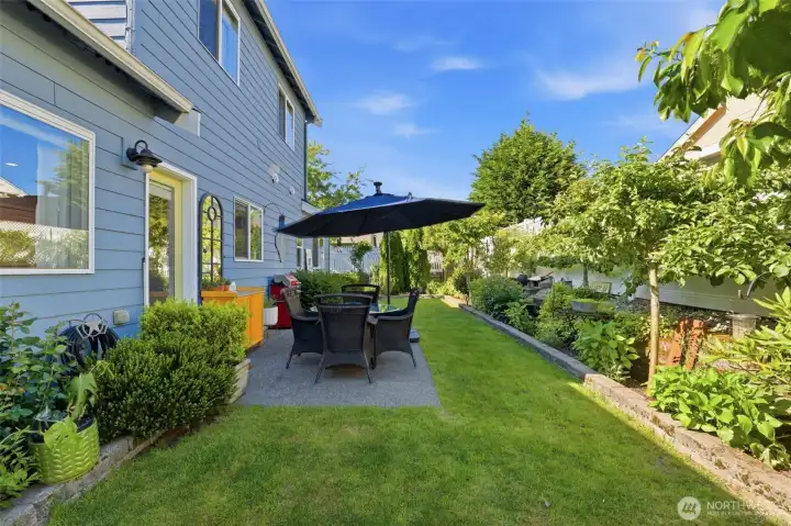 Enjoy the beautifully landscaped oasis.