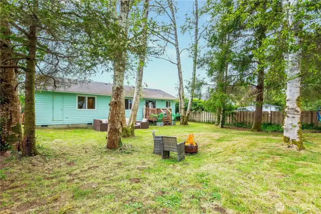 Private fenced backyard with no homes behind the yard
