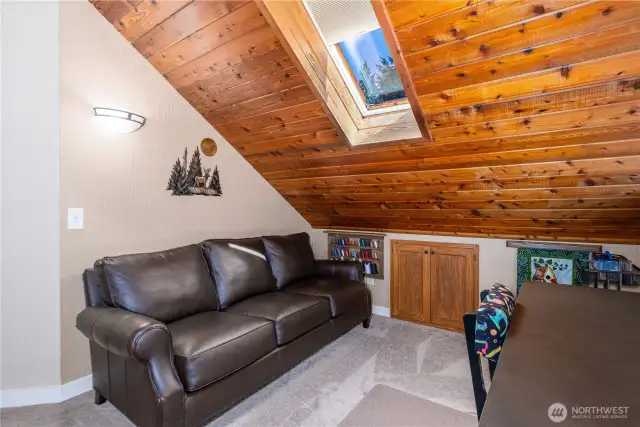 Loft Setting area