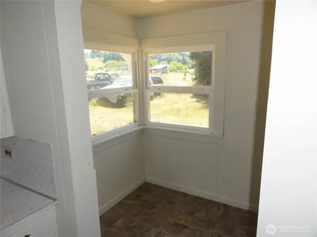 Eating nook off kitchen.