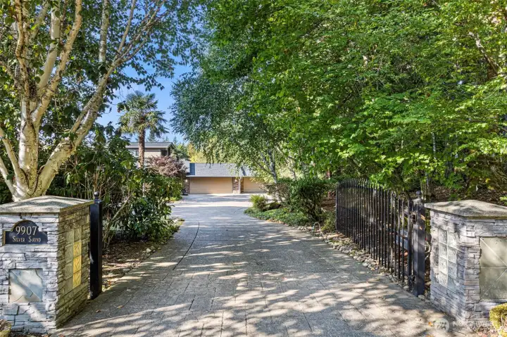 refined elegance and discover the home you’ve been dreaming of—an extraordinary custom-built residence crafted with the finest materials and distinguished by thoughtful design.