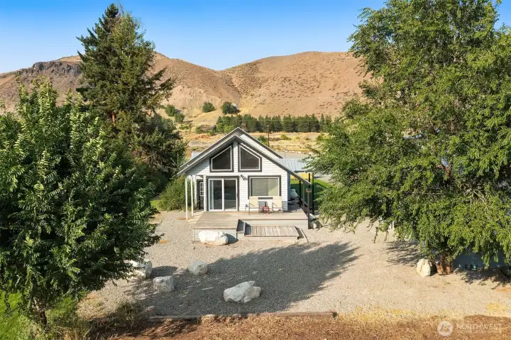 This little oasis is move-in ready!