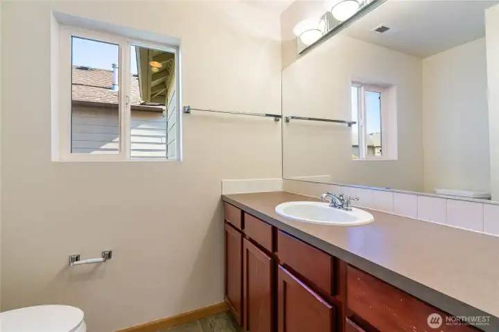 Full bath located upstairs