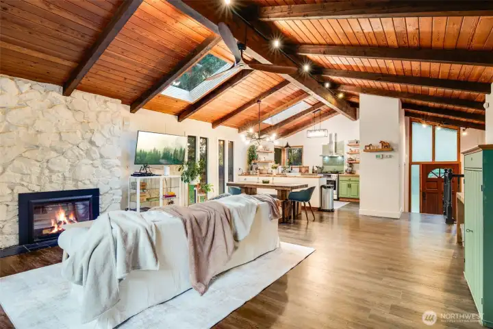 Grand living, dining and kitchen area